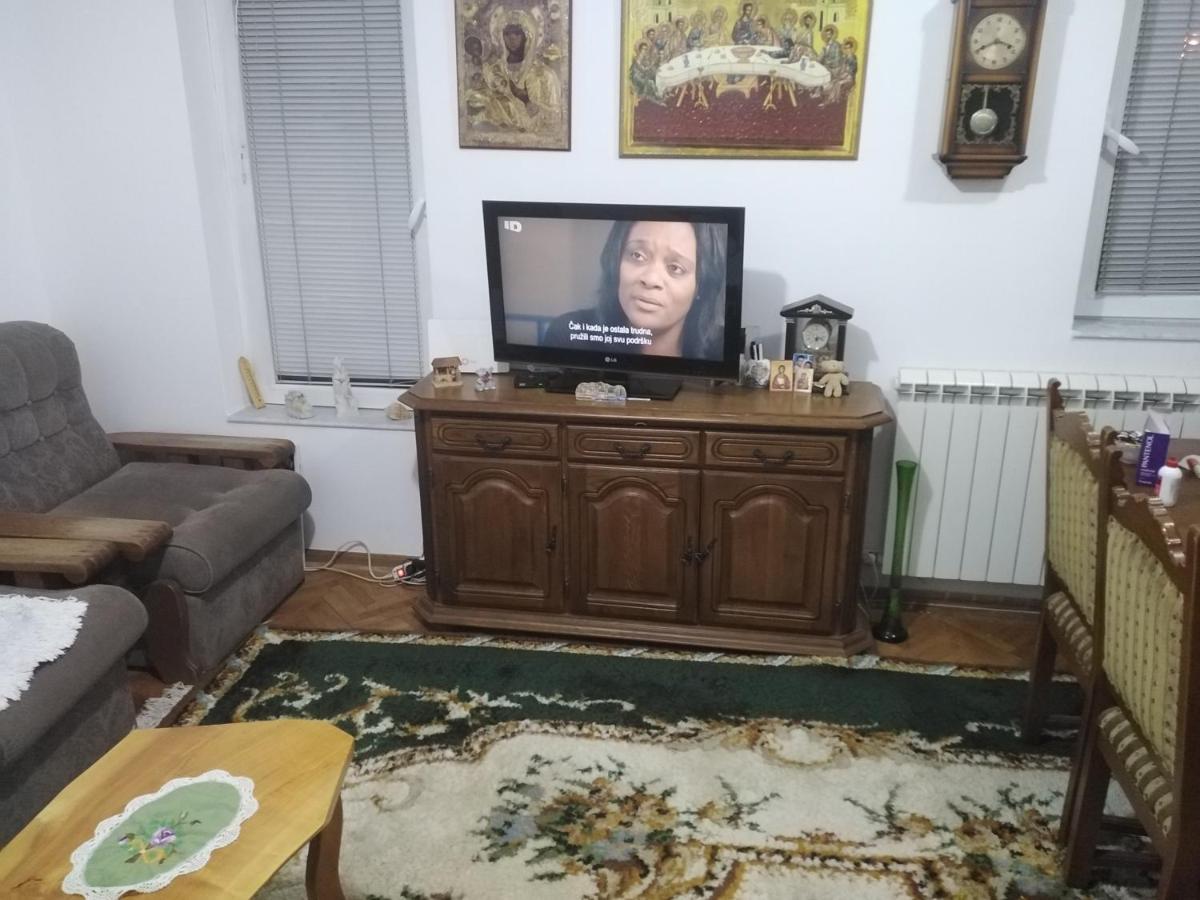 Kraljevski Apartman Kraljevo Luaran gambar