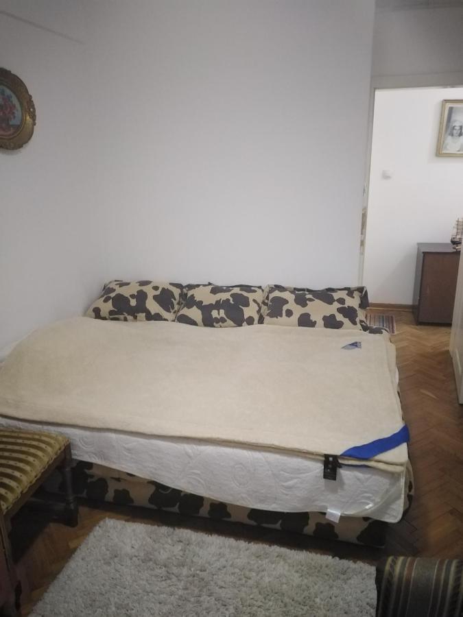 Kraljevski Apartman Kraljevo Luaran gambar